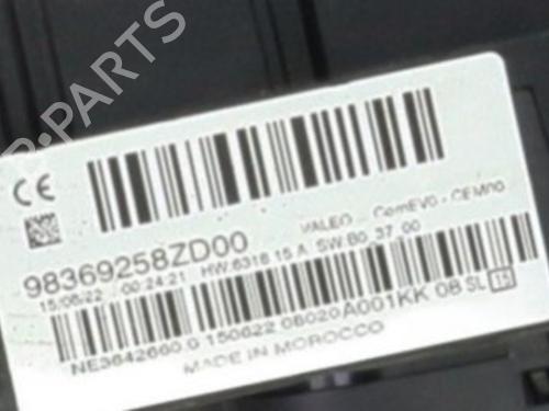 Steering column stalk PEUGEOT 2008 II (UD_, US_, UY_, UJ_, UR_, UC_) 1.2 PureTech 100 (USHNK) | BP31184670I23 