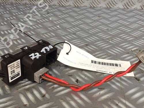 Used Heater resistor FORD FOCUS III 1.5 EcoBoost (150 hp) 30068884