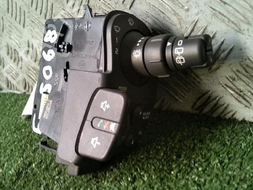 Used Steering column stalk RENAULT CLIO III (BR0/1, CR0/1) 1.5 dCi (BR17, CR17) (86 hp) 30075829