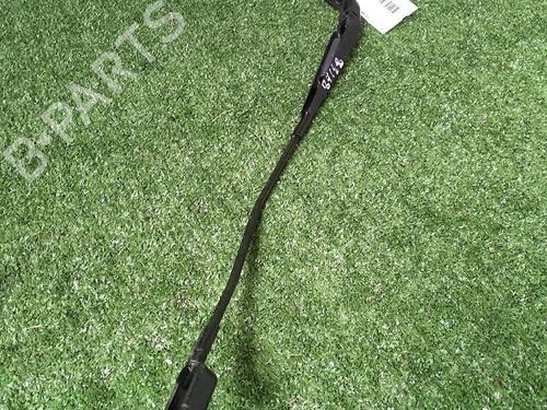 Used Front windshield wiper arm FORD ECOSPORT 1.0 EcoBoost (125 hp) 30071293