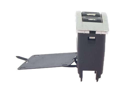 Used Switch Switch PEUGEOT 307 CC (3B) 2.0 HDi 135 (136 hp) 33238100 33238100