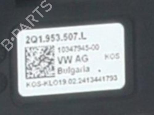Steering column stalk VW POLO VI (AW1, BZ1, AE1) 1.0 TSI | BP37731243I23 - Image 4