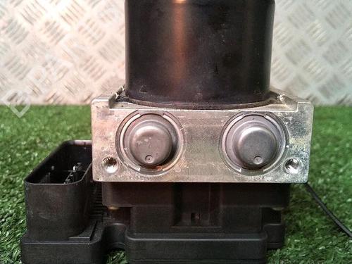 ABS pump TOYOTA YARIS (_P9_) 1.4 D-4D (NLP90_, NLP90R) | BP30073496M43