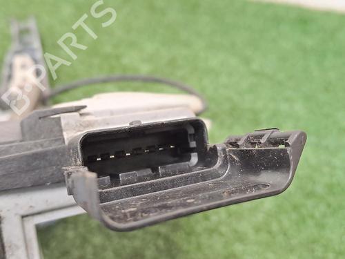 Fechadura trás esquerda PEUGEOT 5008 (0U_, 0E_) 2.0 HDi 150 / BlueHDi 150 (150 hp) 29948443