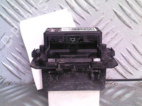 Used Heater resistor CITROËN C3 Picasso (SH_) 1.6 HDI 90 (92 hp) 30074803