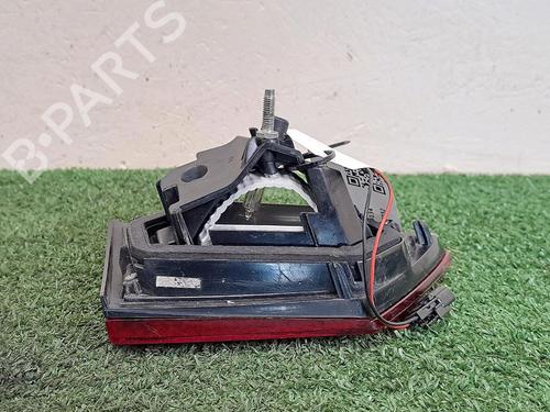 right-tailgate-light-renault-clio-iv-bh_-2012-2013-2014-2015-2016-2017-2018-2019-2020-2021-30068010 main image