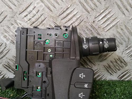 Used Steering column stalk RENAULT SCÉNIC II (JM0/1_) 1.9 dCi (JM14) (131 hp) 30073427