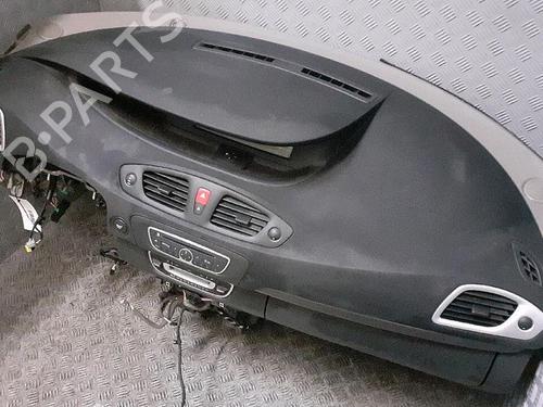 Tableau de bord RENAULT SCÉNIC III (JZ0/1_) 1.5 dCi (106 hp) 30067764