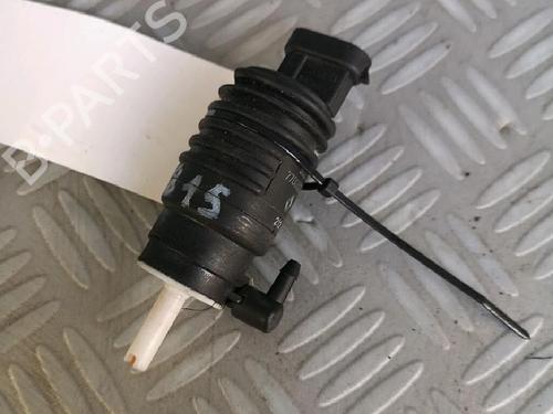 Used Washer pump RENAULT CLIO I (B/C57_, 5/357_) [1990-1999]  30070310