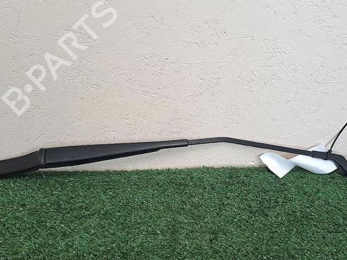 Used Front windshield wiper arm Front windshield wiper arm 30064118 30064118