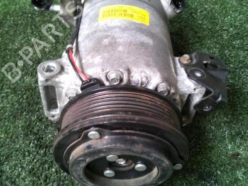Used AC compressor AC compressor FORD FIESTA VI (CB1, CCN) 1.0 EcoBoost (100 hp) 30072273 30072273