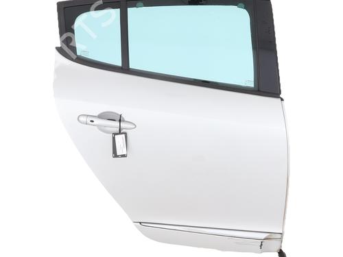 right-rear-door-renault-megane-iv-hatchback-b9amn_-2015-38306236 main image