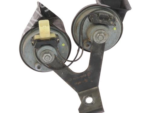 Used Horn Horn PEUGEOT 508 I (8D_) 1.6 HDi (112 hp) 33123256 33123256