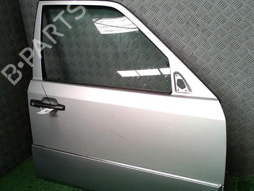 Used Right front door Right front door 37729711 37729711