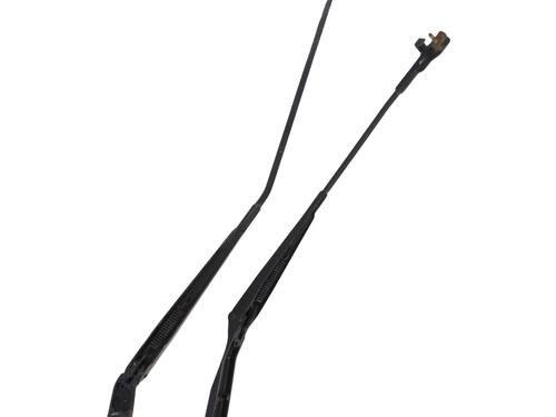 Used Front windshield wiper arm Front windshield wiper arm VW POLO IV (9N_, 9A_) 1.4 TDI (75 hp) 39711325 39711325