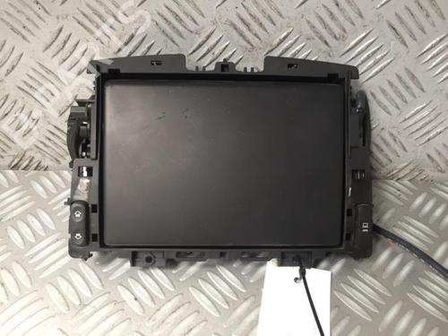 Used Display monitor Display monitor PEUGEOT 208 I (CA_, CC_) 1.4 HDi (68 hp) 30070535 30070535