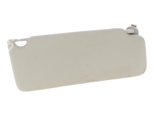 Used Left sun visor Left sun visor 37528213 37528213