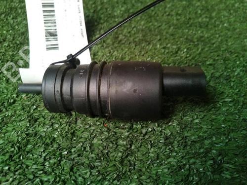 Used Washer pump MERCEDES-BENZ C-CLASS (W204) C 220 CDI (204.008) (170 hp) 17161826