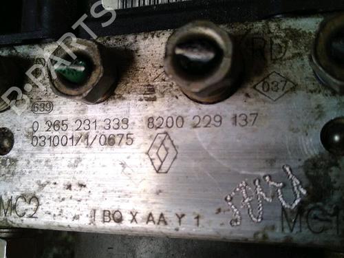 Used ABS pump RENAULT CLIO II (BB_, CB_) 1.6 16V (BB01, BB0H, BB0T, BB14, BB1D, BB1R, BB2KL, BB3G... (107 hp) 30064623