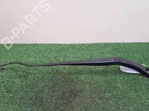 Used Front windshield wiper arm Front windshield wiper arm FIAT SCUDO Van (270_, 272_) 2.0 D Multijet (120 hp) 29947790 29947790