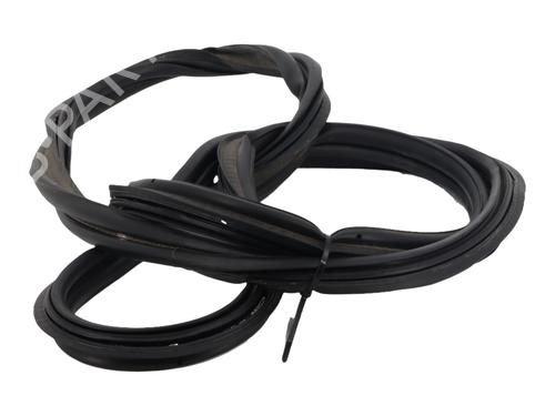 Borracha vedante da porta Borracha vedante da porta PEUGEOT 2008 II (UD_, US_, UY_, UJ_, UR_, UC_) 1.2 PureTech 130 (USHNS, URHNS) (130 hp) 40047488 40047488