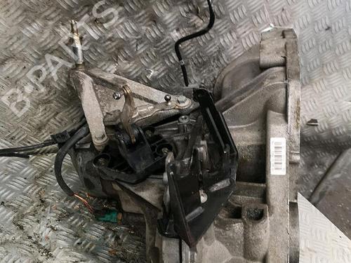 Used Gearbox NISSAN MICRA III (K12) 1.2 16V (80 hp) 30065753