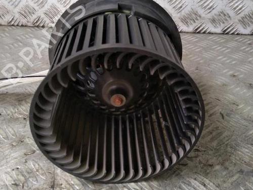 Used Heater blower motor Heater blower motor PEUGEOT 208 I (CA_, CC_) 1.6 BlueHDi 100 (100 hp) 30071122 30071122
