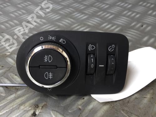 Used Headlight switch OPEL CORSA D (S07) 1.3 CDTI (L08, L68) (75 hp) 11404832