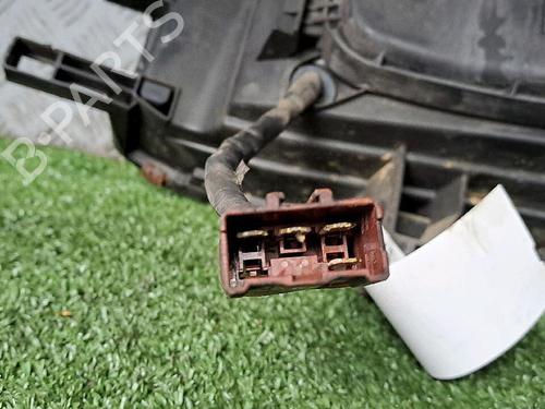 Used Right headlight HONDA ACCORD V (CE, CF_, CD) 2.2 i VTEC (CE9) (150 hp) 30064528