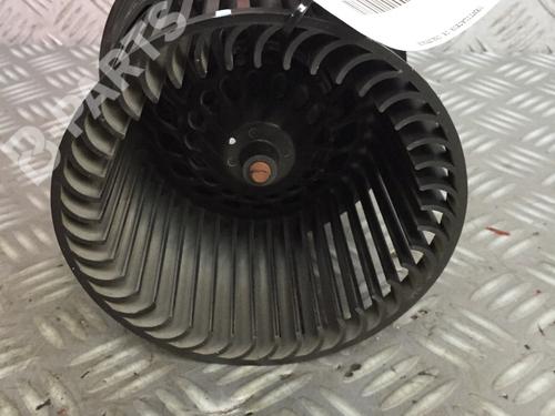 Used Heater blower motor PEUGEOT 308 I (4A_, 4C_) 1.6 HDi (109 hp) 11402510