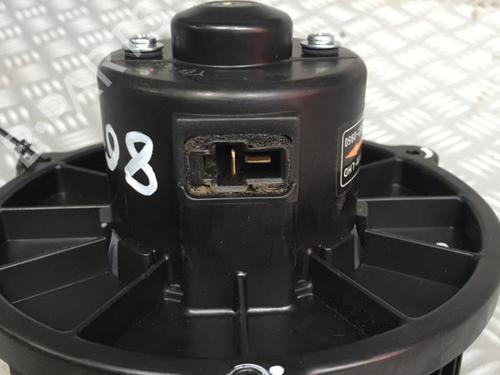 Heater blower motor KIA SPORTAGE II (JE_, KM_) 2.0 CRDi | BP30070160M62