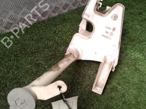 Used Windscreen washer tank NISSAN JUKE (F15) 1.5 dCi (110 hp) 13895547