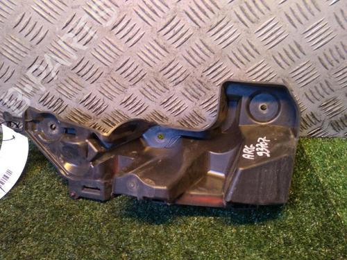 Used Rear bumper bracket Rear bumper bracket CITROËN C4 CACTUS 1.6 BlueHDi 100 (99 hp) 30075825 30075825