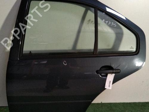 Puerta trasera izquierda VW BORA I (1J2) 1.6 16V (105 hp) 29950931