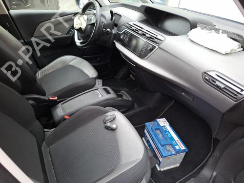 Left front fog light CITROËN C4 Picasso II 1.6 THP 165 | BP32290613C30 - Image 22