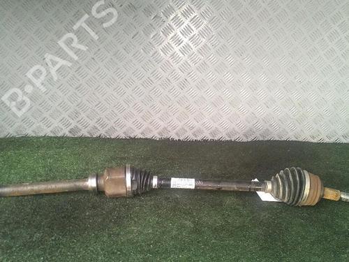 Right front driveshaft PEUGEOT 3008 II SUV (MC_, MR_, MJ_, M4_) 1.5 BlueHDi 130 | BP30076582M39