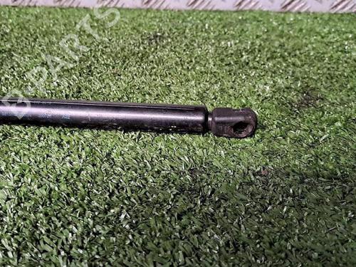 Tailgate lift support OPEL ZAFIRA A MPV (T98) 2.0 DTI 16V (F75) | BP30077076C138 