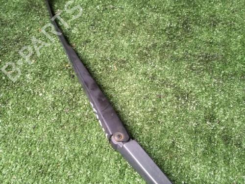 Used Front windshield wiper arm Front windshield wiper arm 30071857 30071857