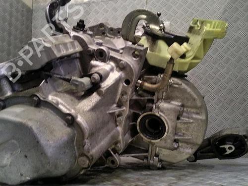 Gearkasse CITROËN C3 II (SC_) 1.6 BlueHDi 75 (75 hp) 30073896