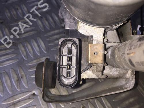 Used Front wiper motor VW TOURAN (1T1, 1T2) 1.9 TDI (105 hp) 30072695