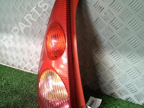 Left taillight PEUGEOT 107 (PM_, PN_) 1.4 HDi | BP17161954C34 