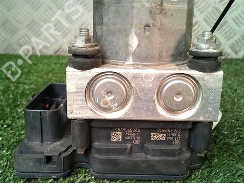 Used ABS pump RENAULT KANGOO Express (FW0/1_) 1.5 dCi 75 (FW07, FW10, FW04) (75 hp) 30073850