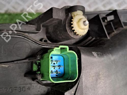 Right headlight FORD MONDEO III (B5Y) 1.8 16V | BP30063524C29