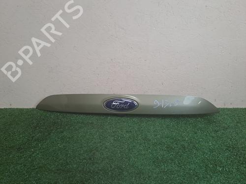 Used Rear center light FORD KUGA II (DM2) 2.0 TDCi (140 hp) 32162395