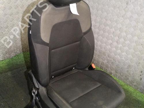 Right front seat RENAULT CLIO V (B7_) 1.0 SCe 75 (B7M5) | BP20713493C16 