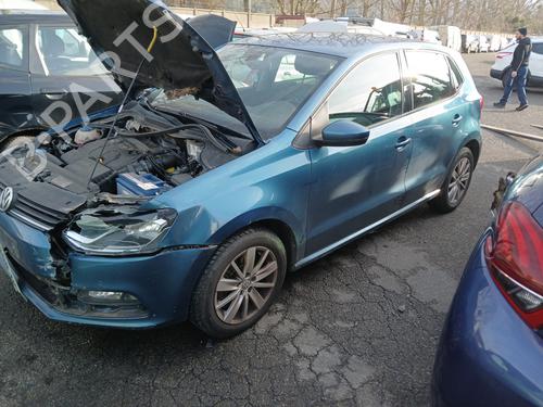 Brugte VW POLO V (6R1, 6C1) 1.4 TDI (75 hp) 4410700