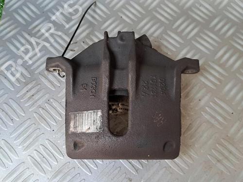 Venstre bremsekaliber foran CITROËN XSARA (N1) 1.9 D (70 hp) 19773687