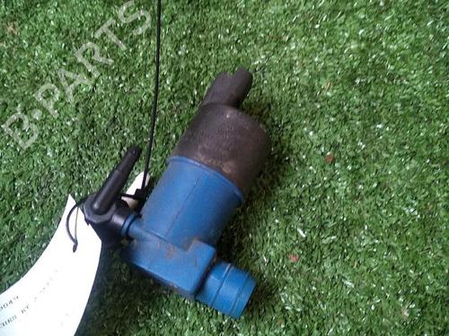 Used Washer pump RENAULT CLIO III (BR0/1, CR0/1) 1.6 16V (BR05, BR0B, BR0Y, BR15, BR1J, BR1M, BR1Y, CR0B,... (112 hp) 30071837