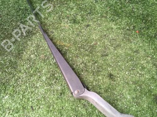 Used Front windshield wiper arm Front windshield wiper arm 29951048 29951048