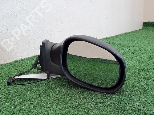 Used Right mirror Right mirror 30068213 30068213